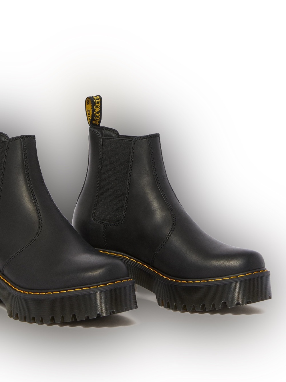 Dr. Martens Rometty Platform Chelsea Boots Black Leather Size 9 NWT